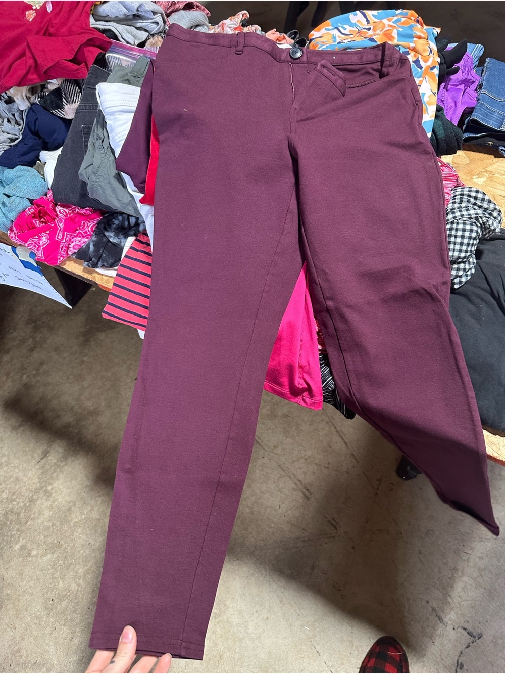 LC Lauren Conrad Burgundy Stretch Twill Pants